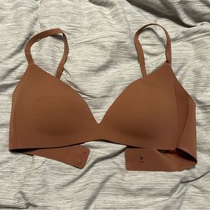 Lululemon bra 32B